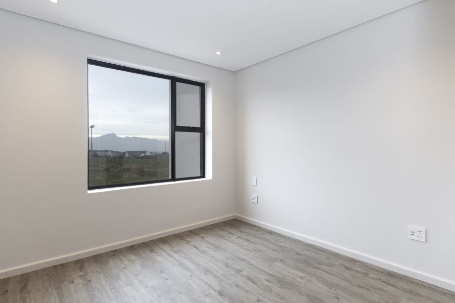 To Let 2 Bedroom Property for Rent in Mzuri Estate Western Cape